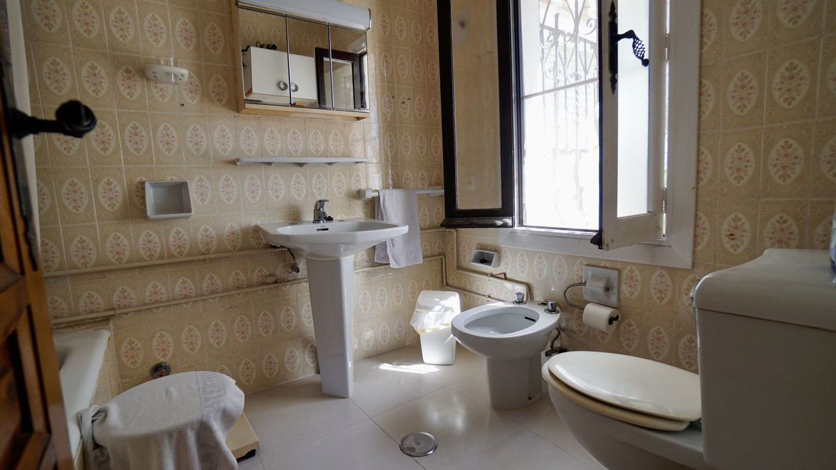 Huis te koop in El Paraiso | 3 slaapkamers H5083873