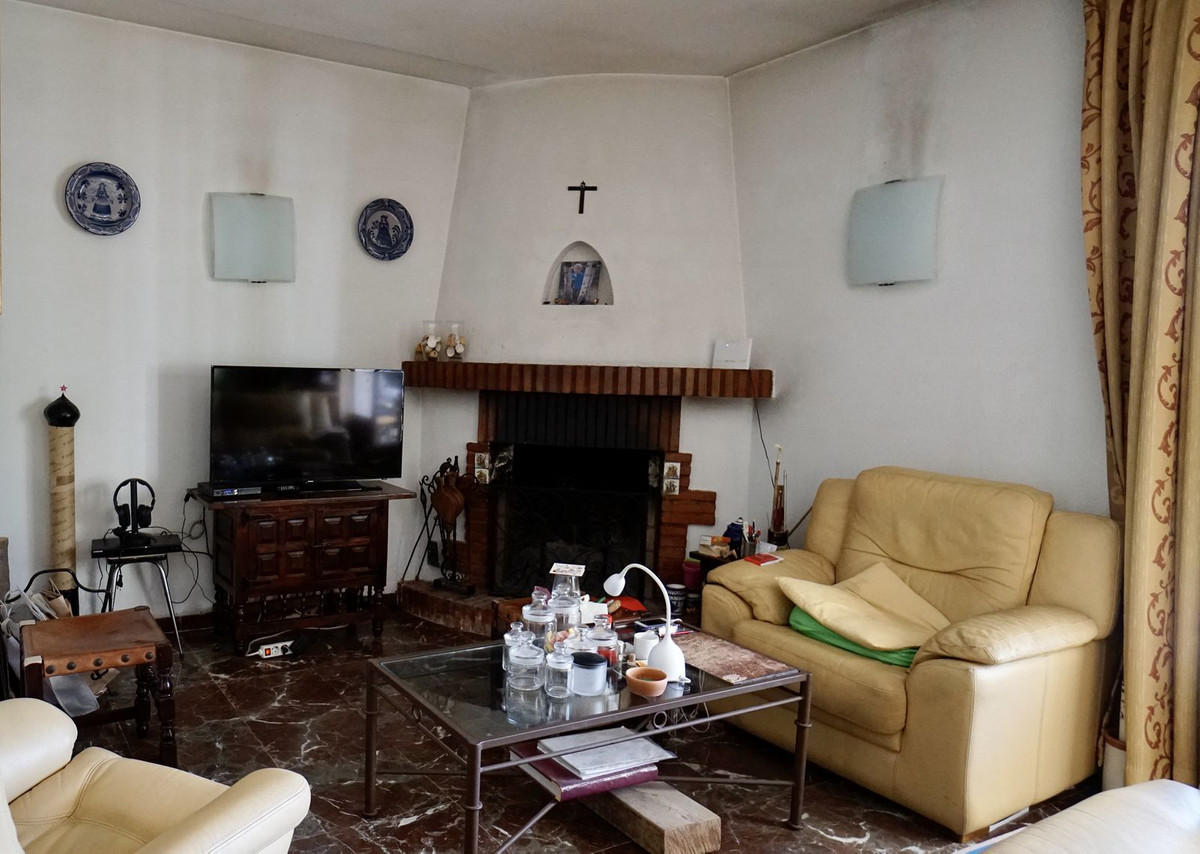 Huis te koop in El Paraiso | 3 slaapkamers H5083873