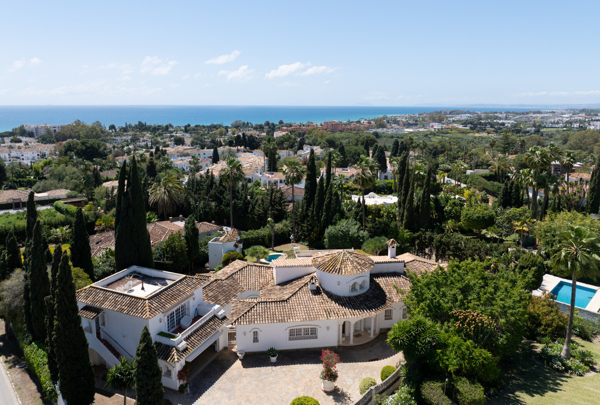 Huis te koop in El Paraiso | 4 slaapkamers H5120155