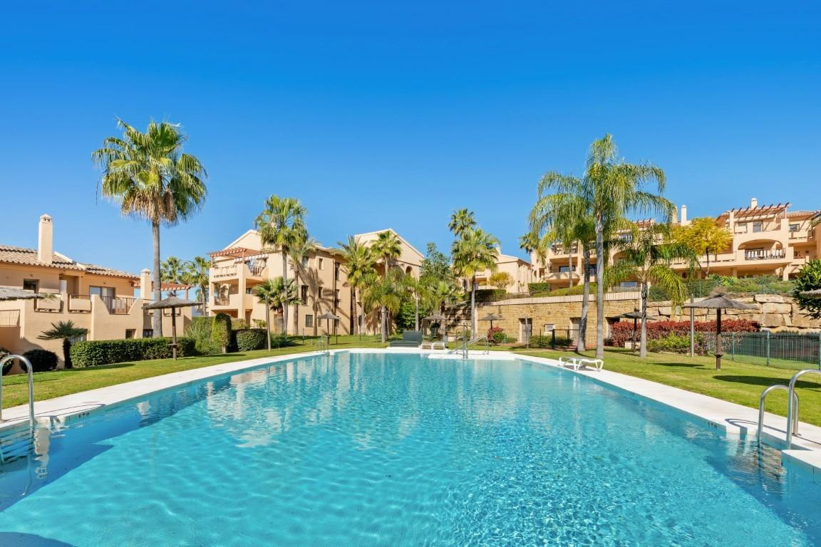 Appartement te koop in El Paraiso | 3 slaapkamers H5144290