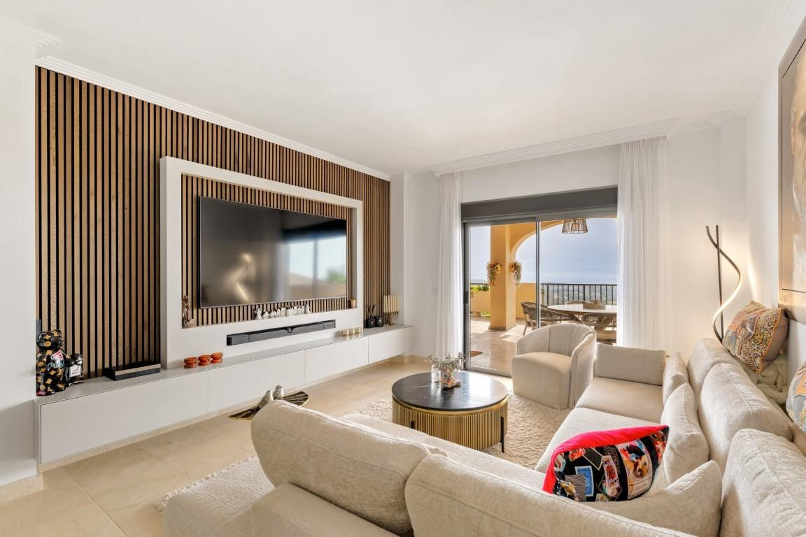 Appartement te koop in El Paraiso | 3 slaapkamers H5144290