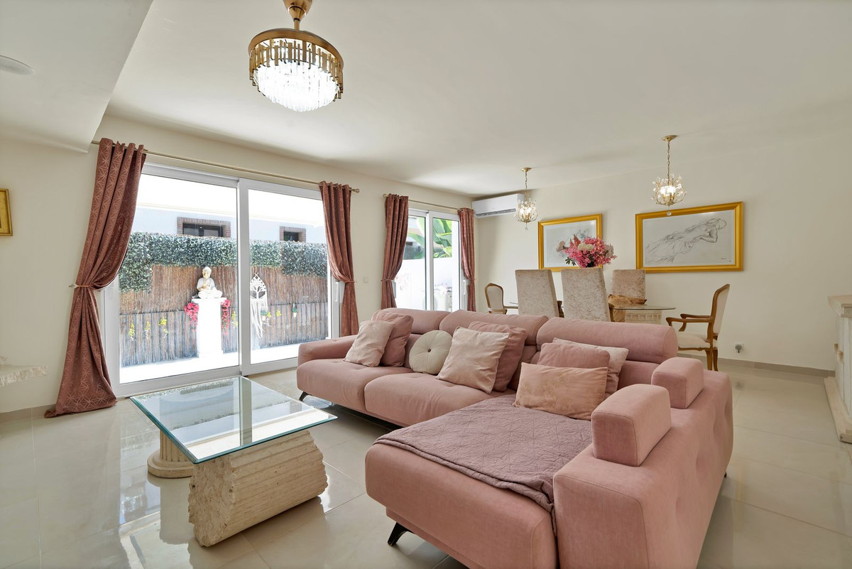 Huis te koop in El Paraiso | 4 slaapkamers H5157049