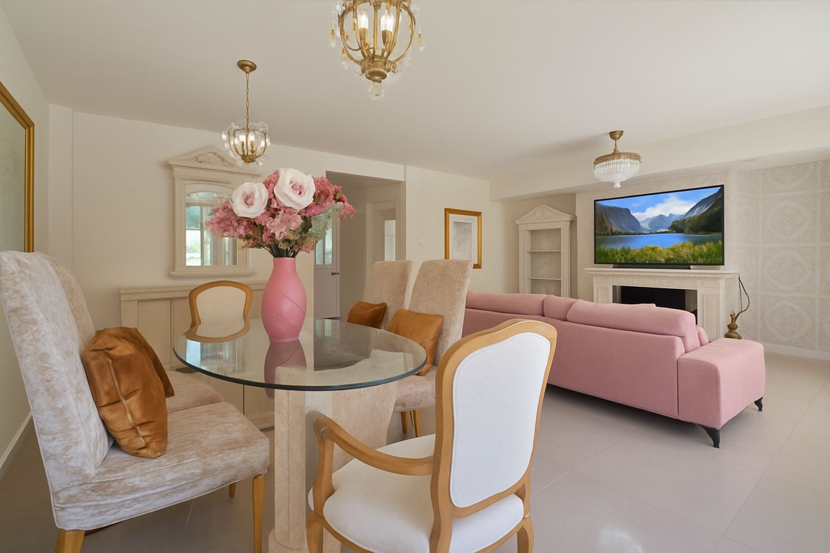 Huis te koop in El Paraiso | 4 slaapkamers H5157049