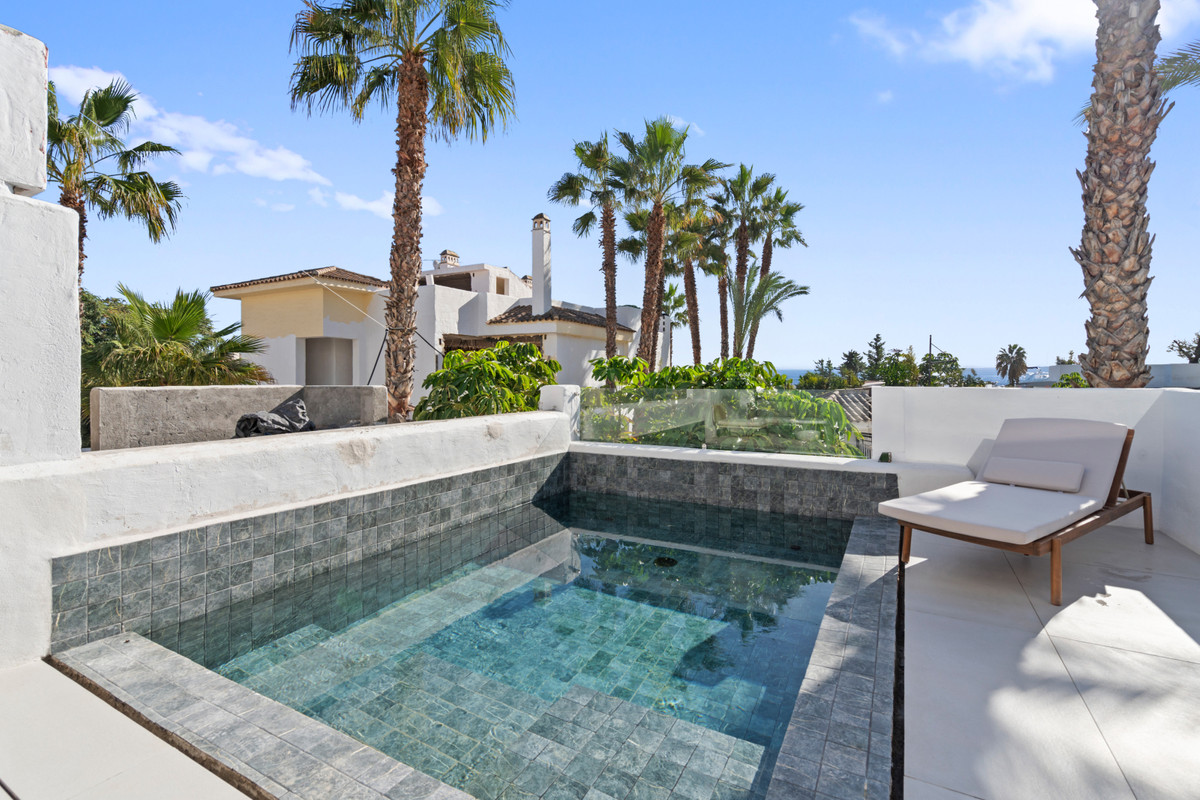 Huis te koop in El Paraiso | 4 - 5 slaapkamers H5160850