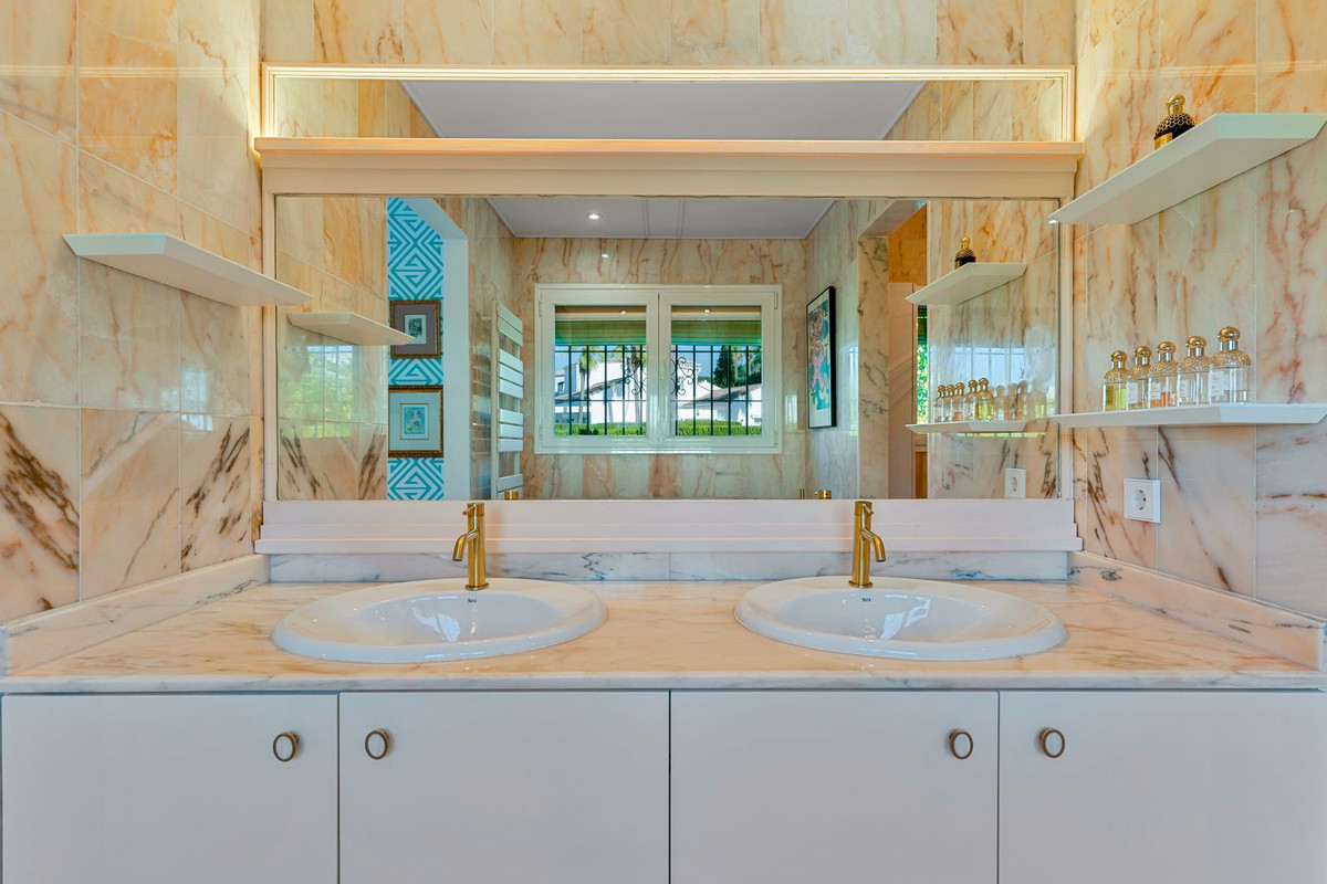 Property main view 16