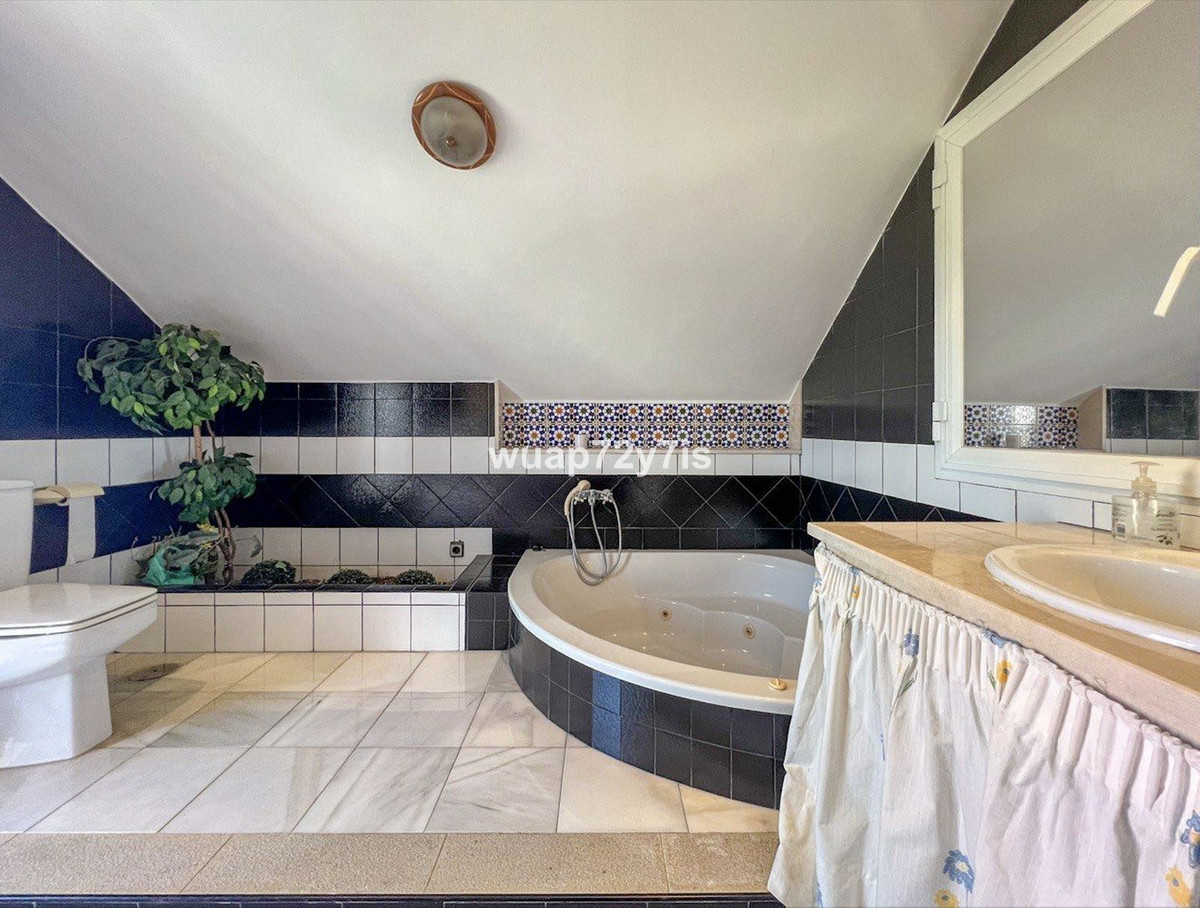 Property main view 33