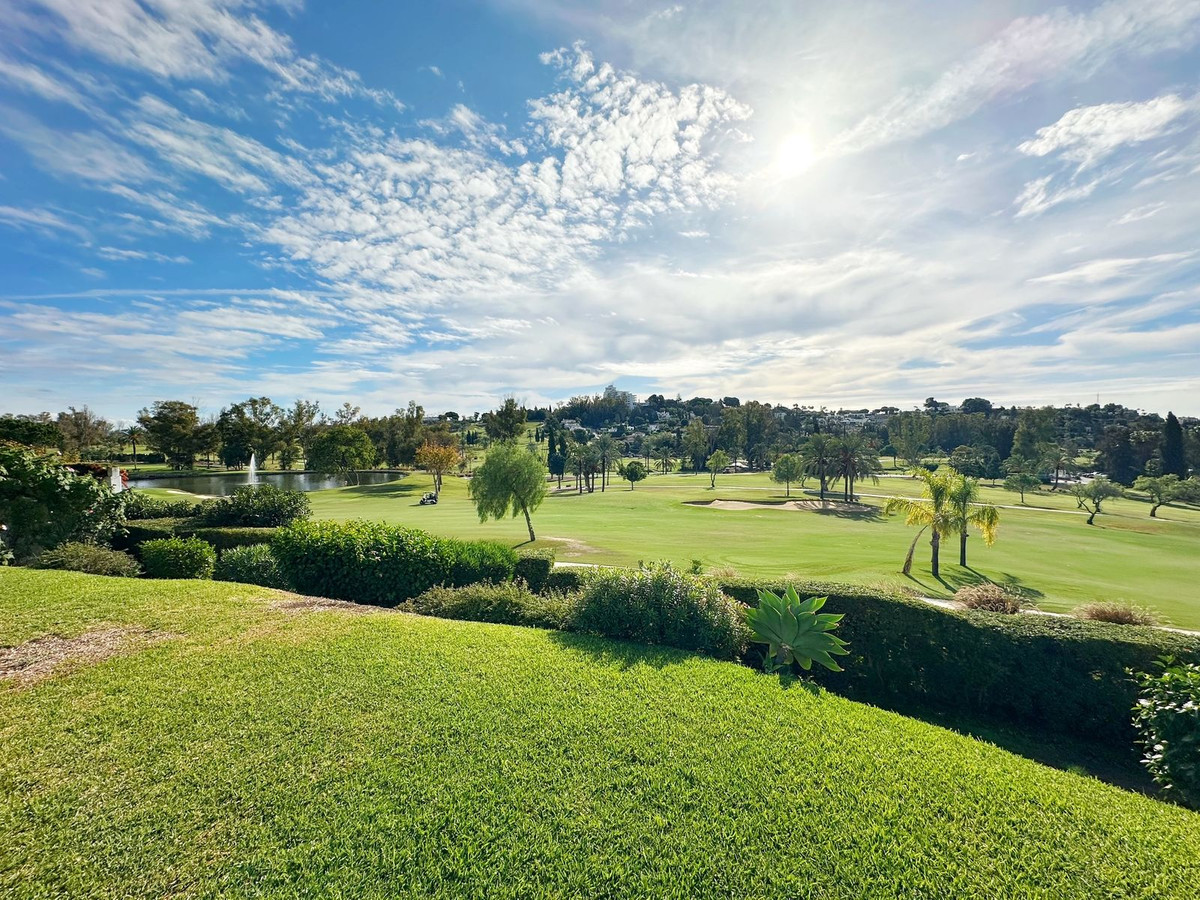 Huis te koop in El Paraiso | 4 slaapkamers H5214097