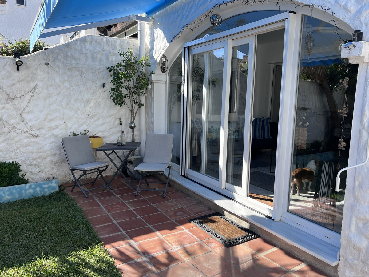 Huis te koop in El Paraiso | 3 slaapkamers H5230030