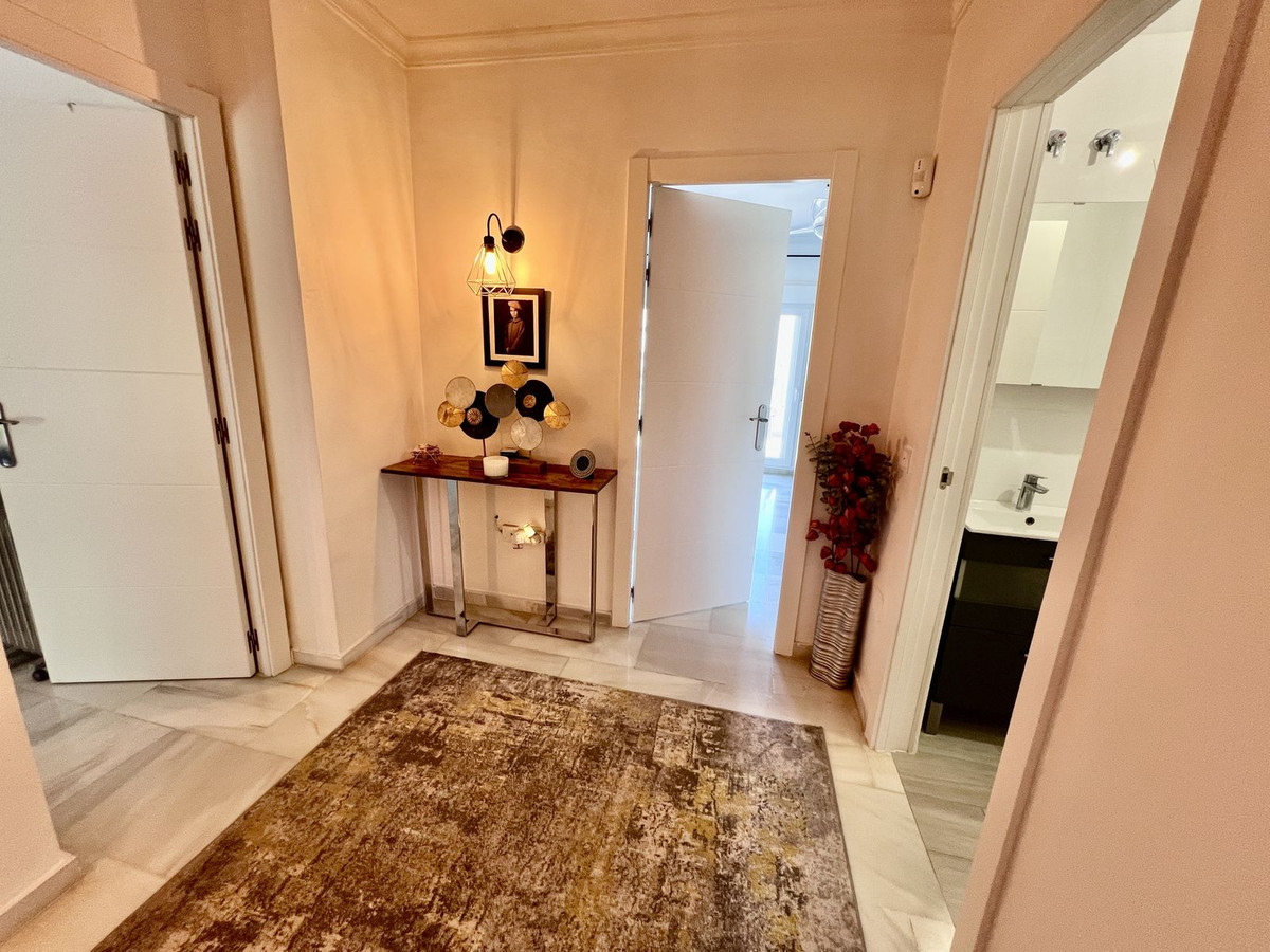 Huis te koop in El Paraiso | 3 slaapkamers H5230030