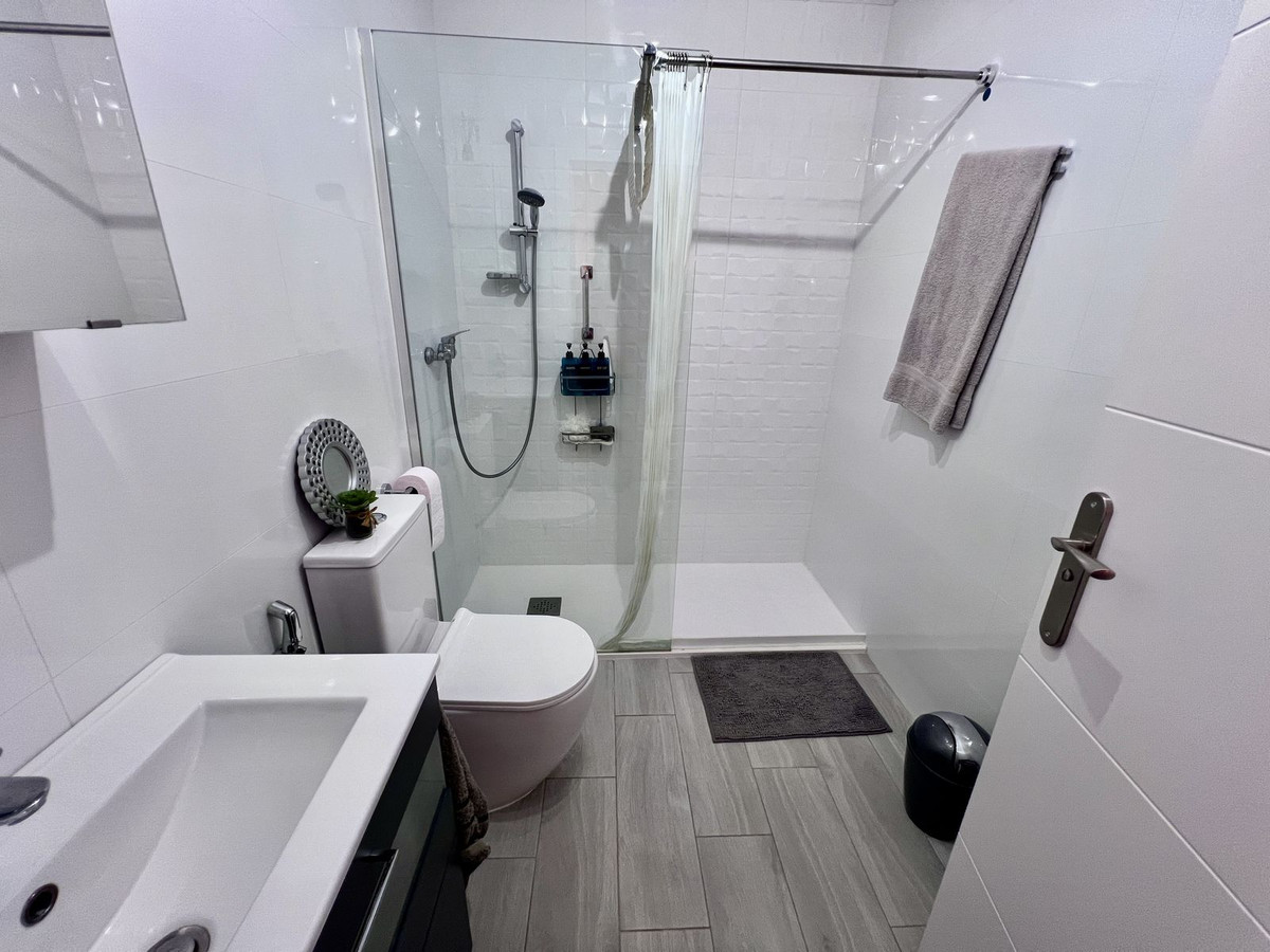 Huis te koop in El Paraiso | 3 slaapkamers H5230030