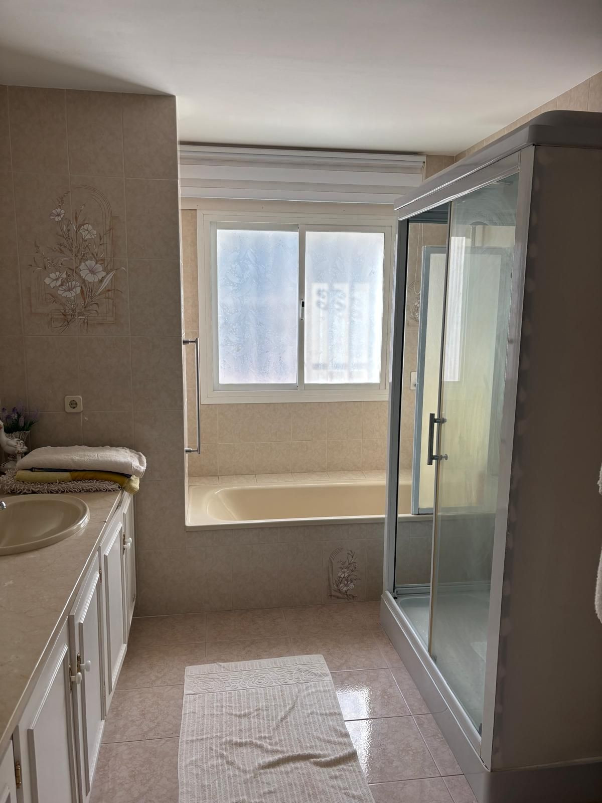 Huis te koop in El Paraiso | 4 slaapkamers H5232184