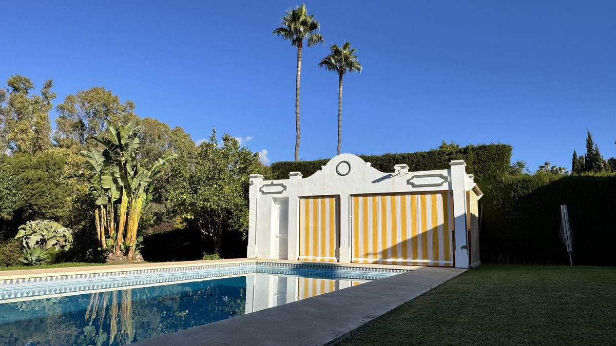 Huis te koop in El Paraiso | 4 slaapkamers H5232184