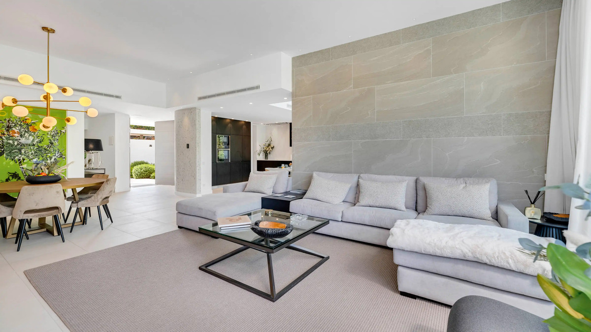 Huis te koop in El Paraiso | 5 slaapkamers H5251588