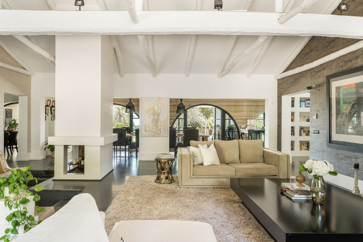 Huis te koop in El Paraiso | 5 slaapkamers H5259202