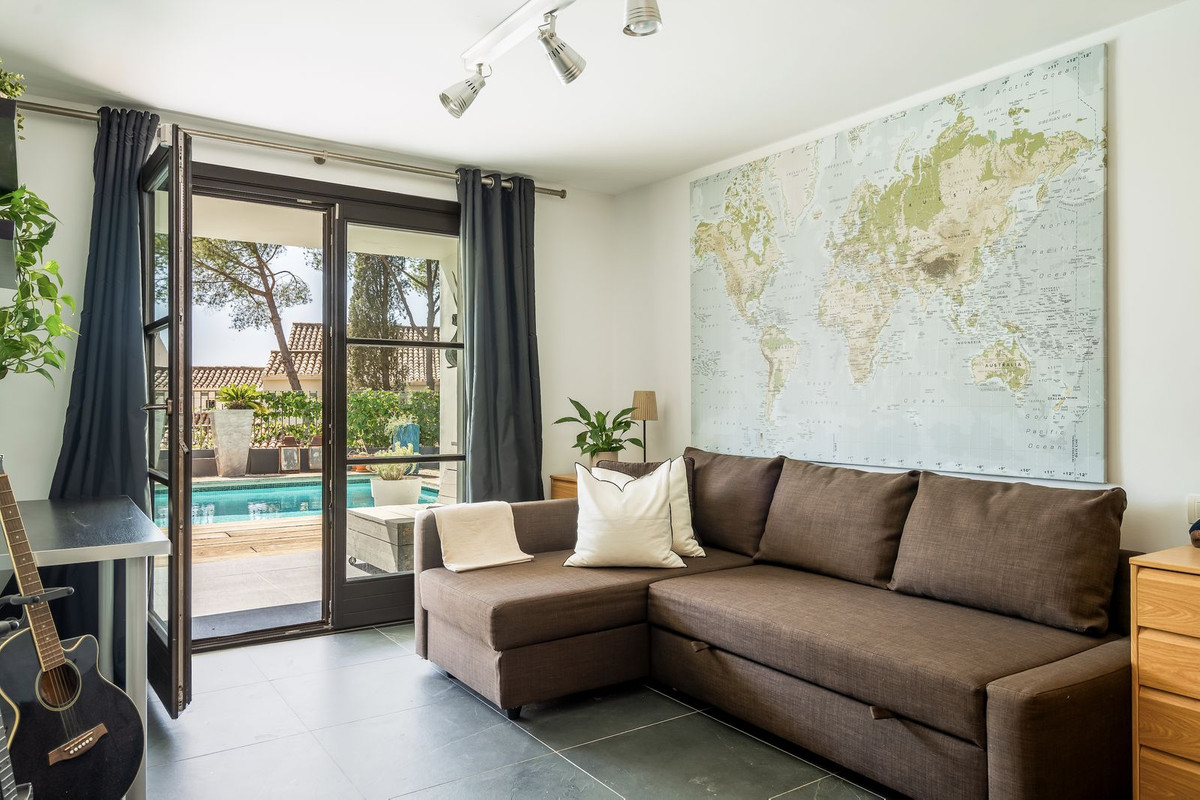 Huis te koop in El Paraiso | 5 slaapkamers H5259202