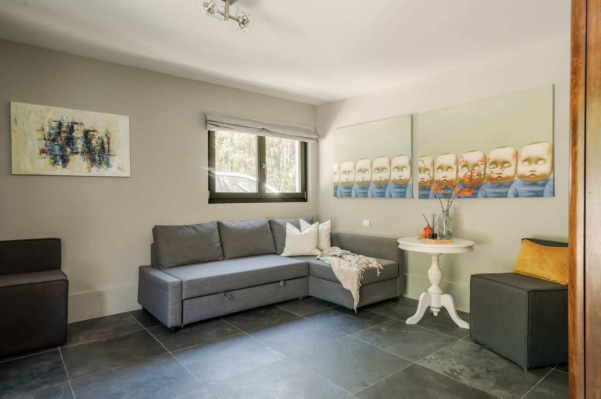 Huis te koop in El Paraiso | 5 slaapkamers H5259202