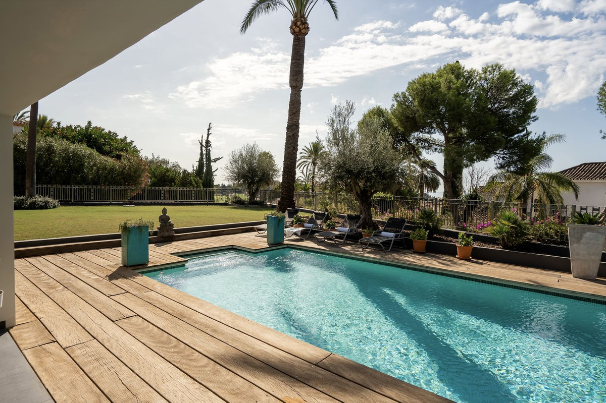 Huis te koop in El Paraiso | 5 slaapkamers H5259202