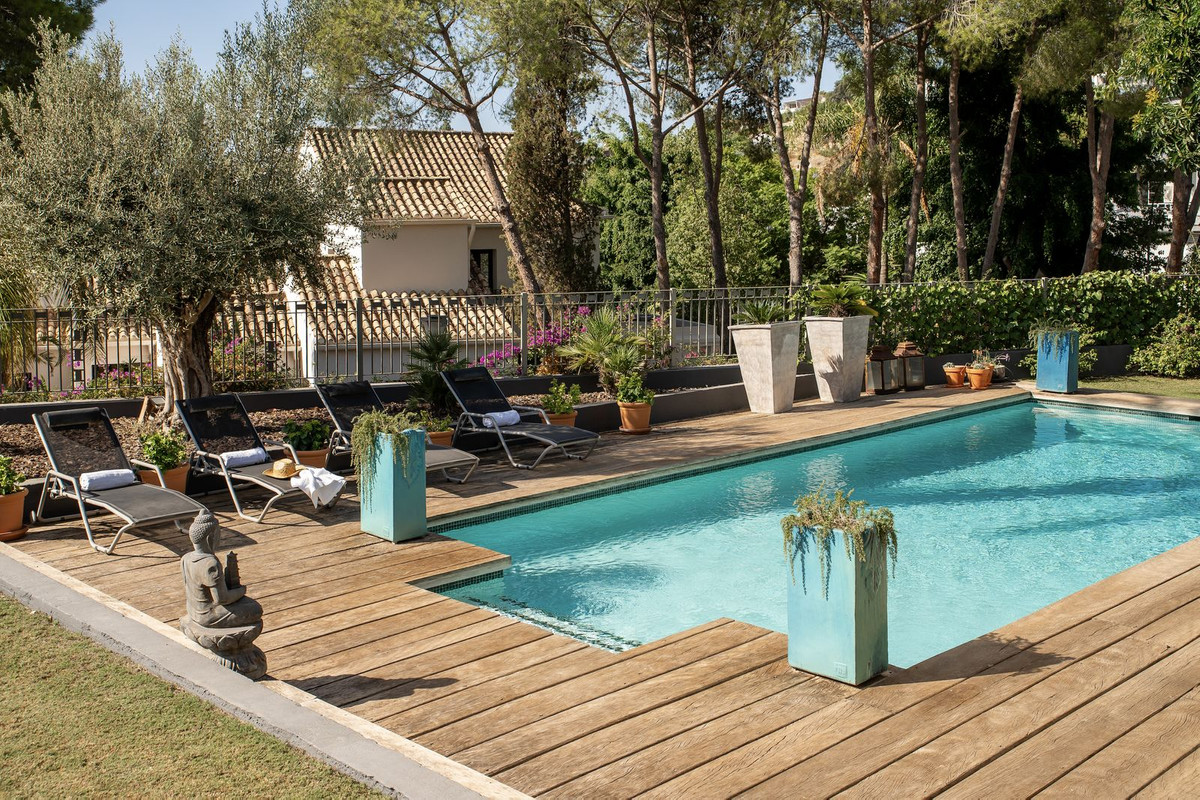 Huis te koop in El Paraiso | 5 slaapkamers H5259202