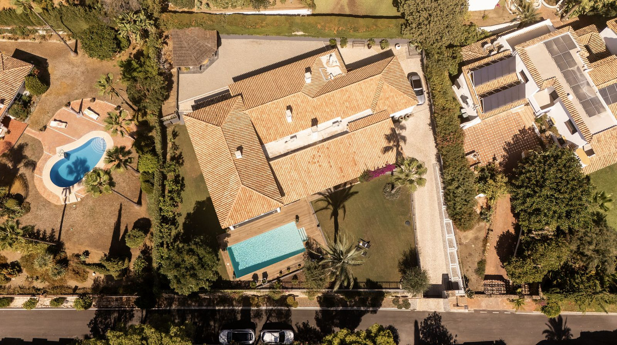 Huis te koop in El Paraiso | 5 slaapkamers H5259202