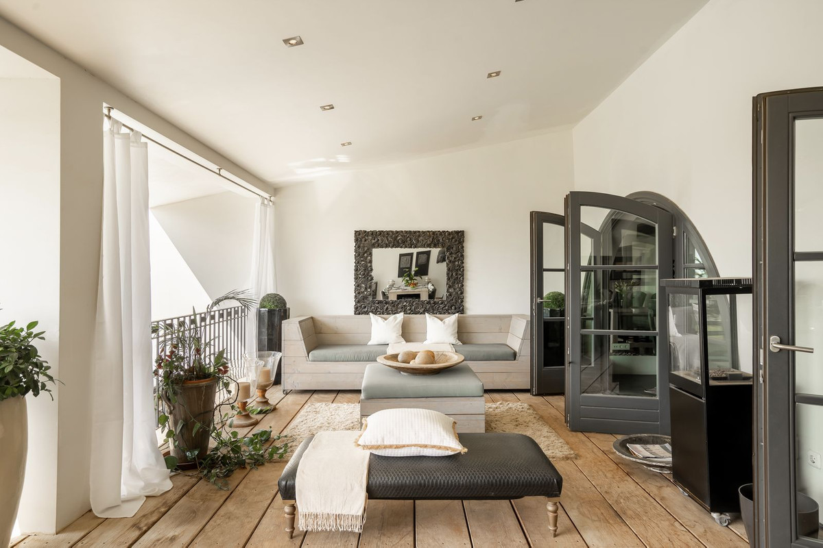 Huis te koop in El Paraiso | 5 slaapkamers H5259202