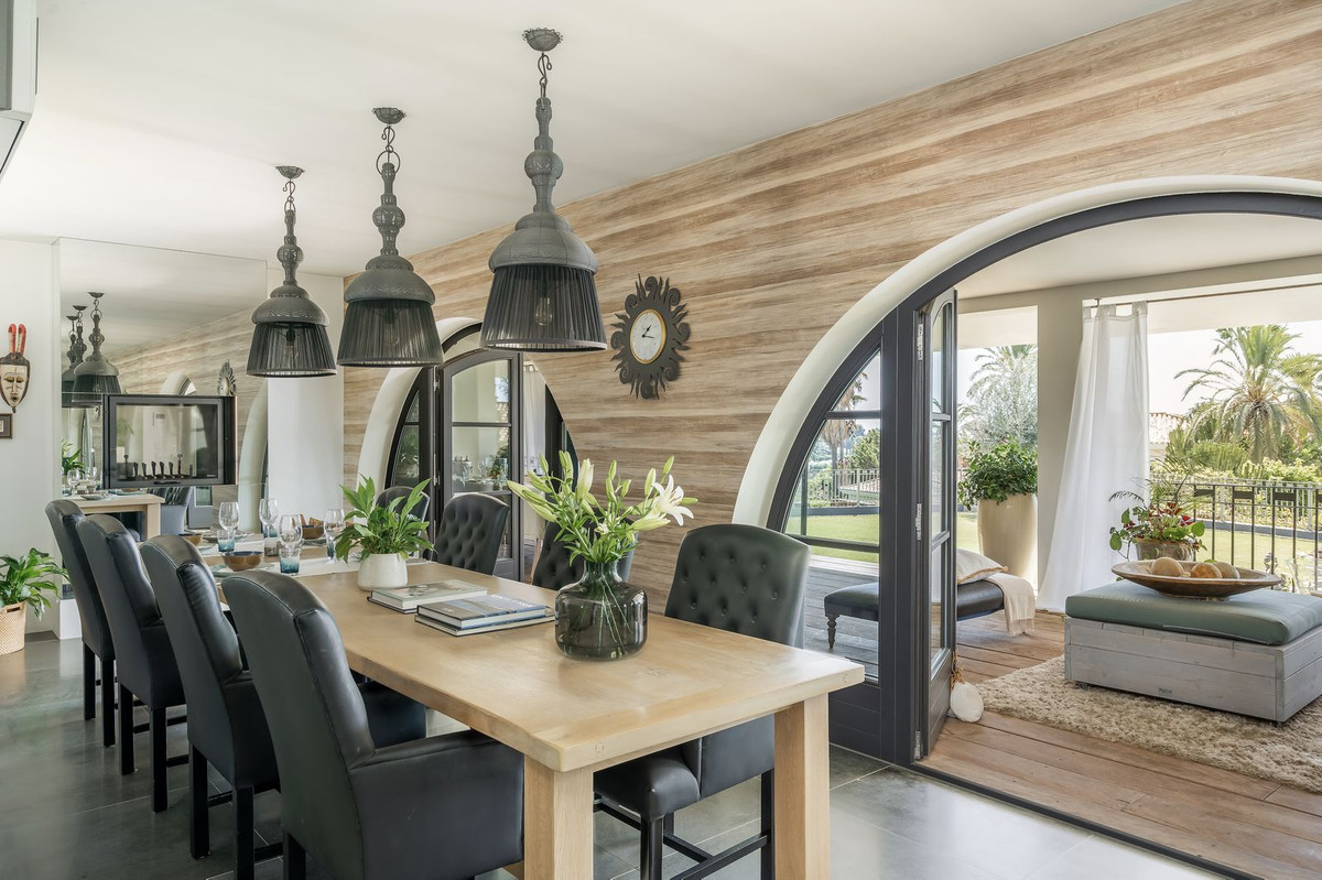 Huis te koop in El Paraiso | 5 slaapkamers H5259202