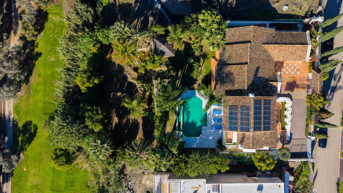 Huis te koop in El Paraiso | 4 slaapkamers H5271508