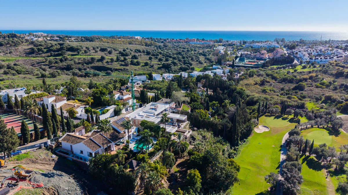 Huis te koop in El Paraiso | 4 slaapkamers H5271508