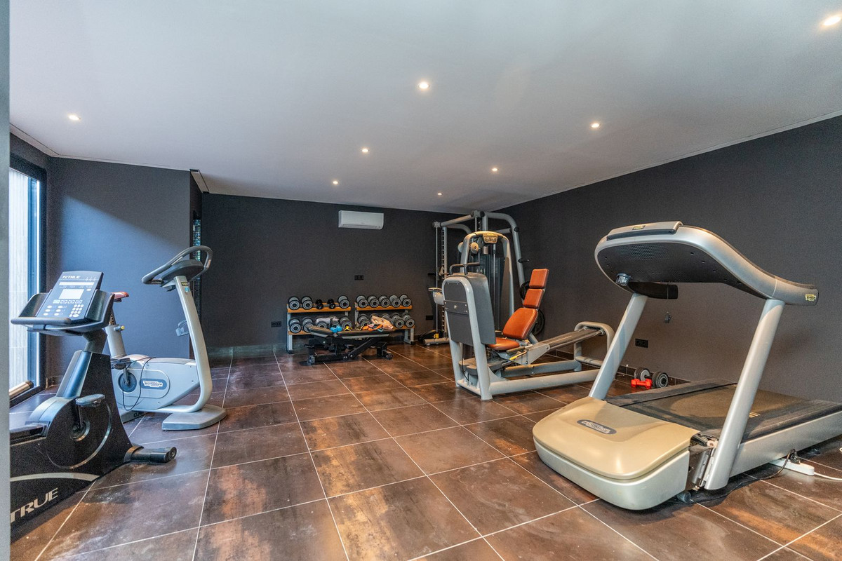 Huis te koop in El Paraiso | 4 slaapkamers H5271508