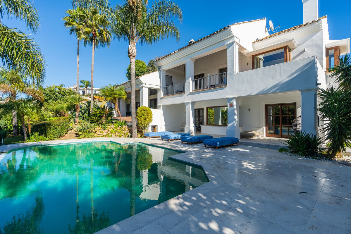 Huis te koop in El Paraiso | 4 slaapkamers H5271508