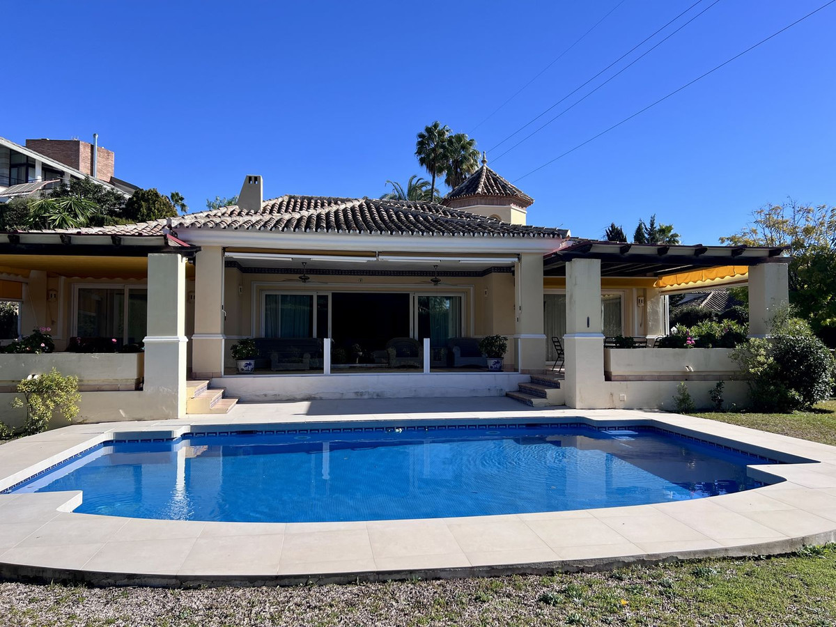 Huis te koop in El Paraiso | 3 slaapkamers H5295265