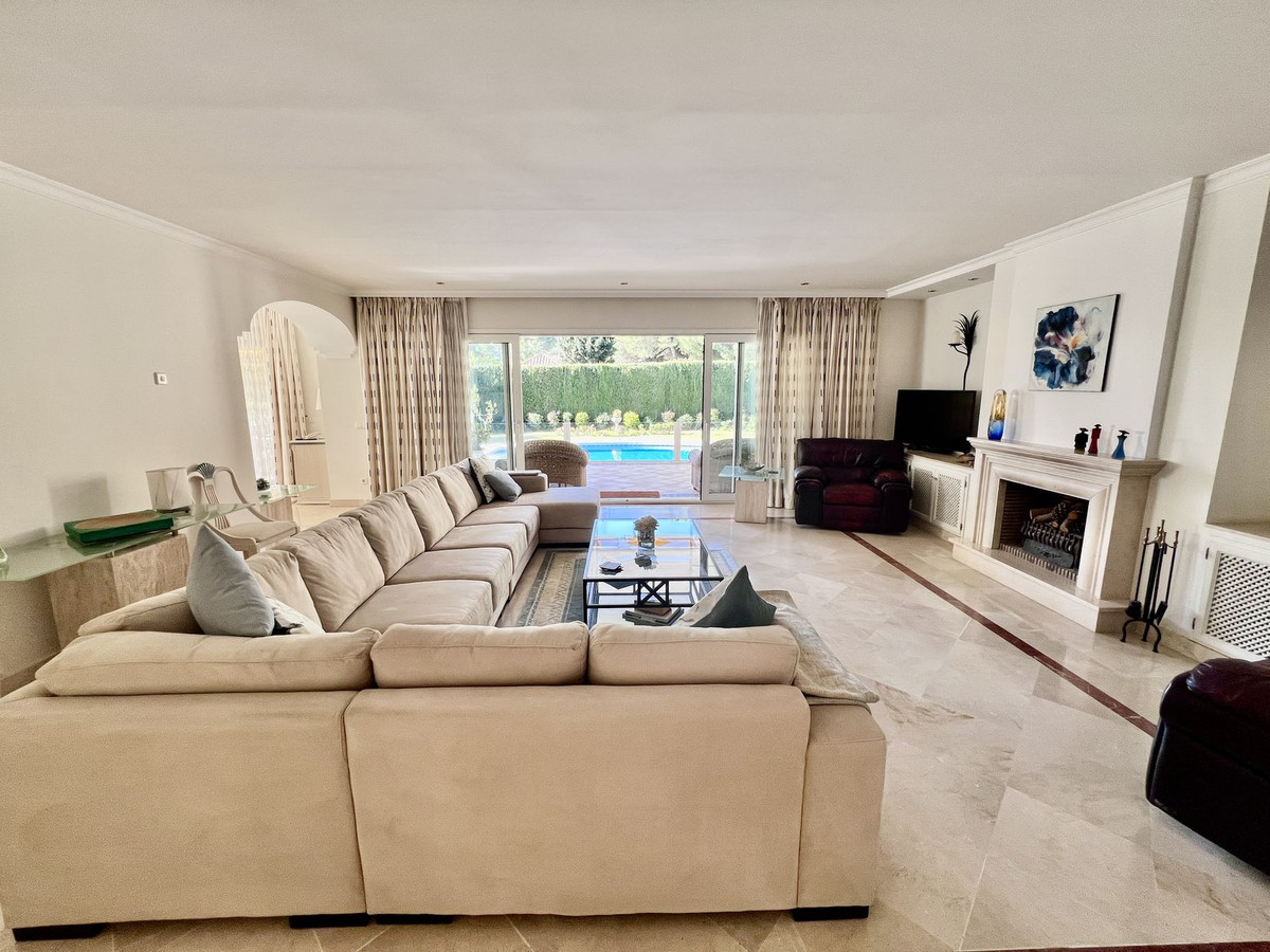 Huis te koop in El Paraiso | 3 slaapkamers H5295265