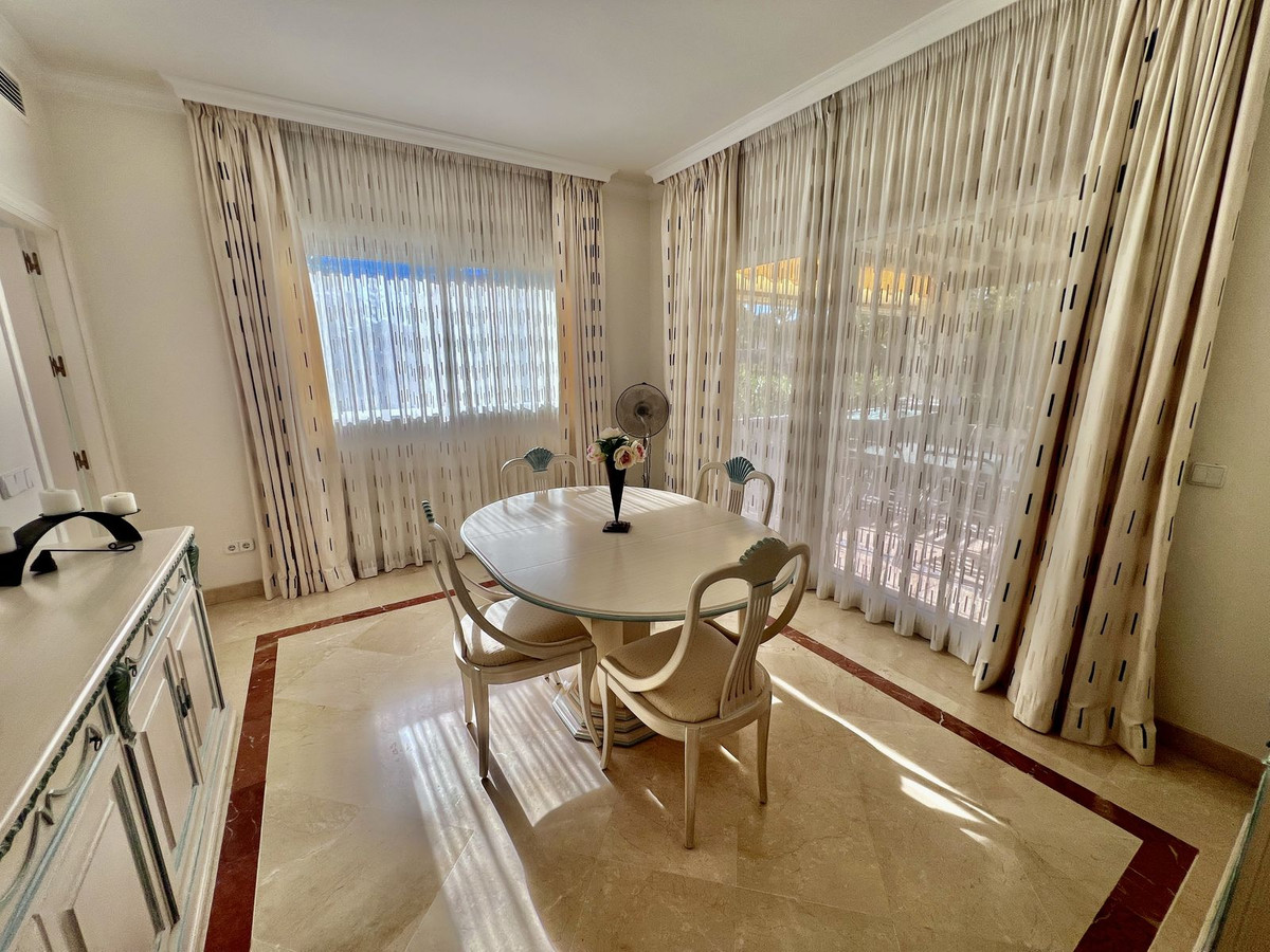 Huis te koop in El Paraiso | 3 slaapkamers H5295265