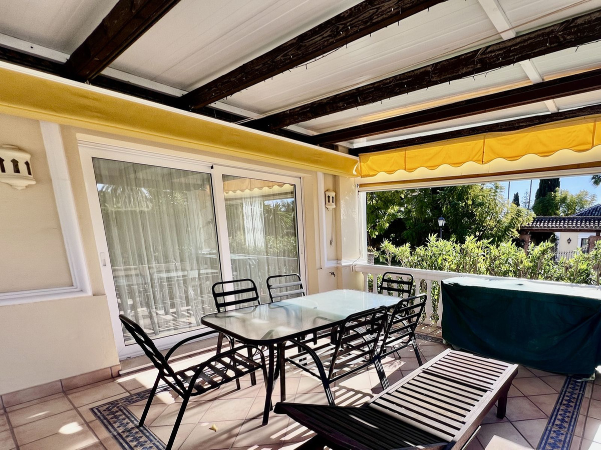 Huis te koop in El Paraiso | 3 slaapkamers H5295265