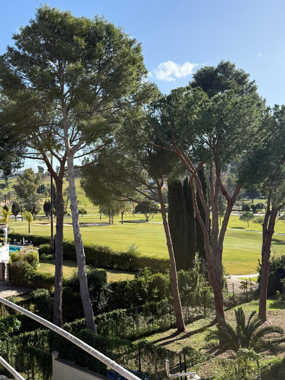 Huis te koop in El Paraiso | 5 slaapkamers H5295739