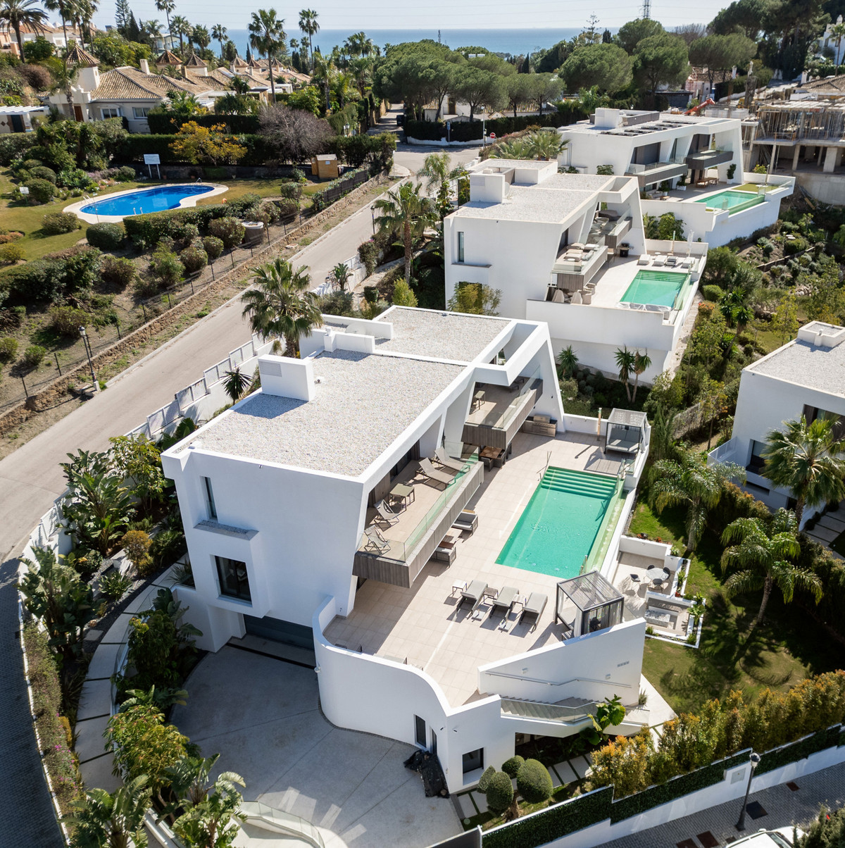 Huis te koop in El Paraiso | 6 slaapkamers H5330770