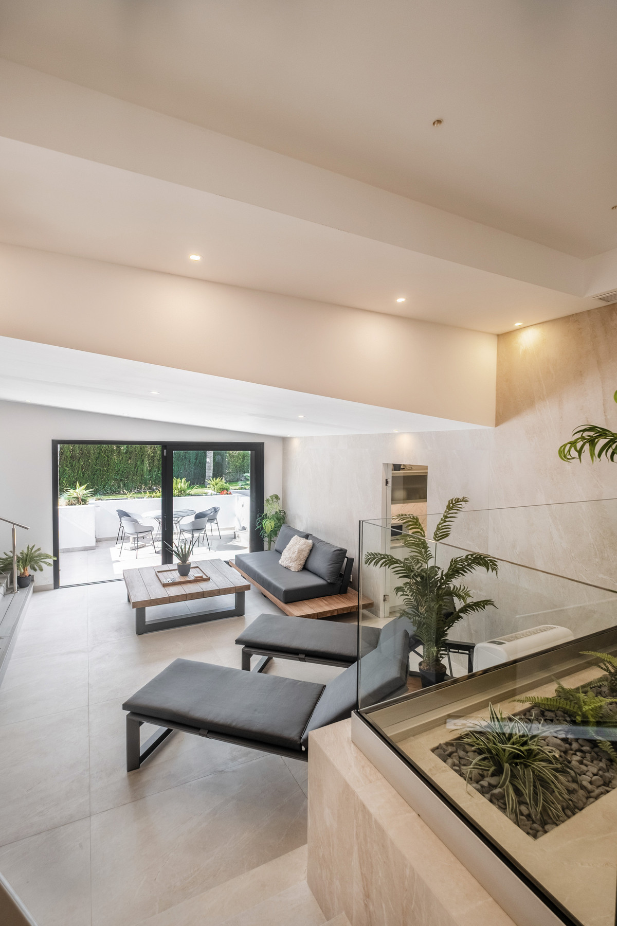 Huis te koop in El Paraiso | 6 slaapkamers H5330770