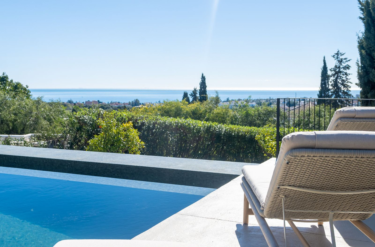 Huis te koop in El Paraiso | 4 slaapkamers H5351365