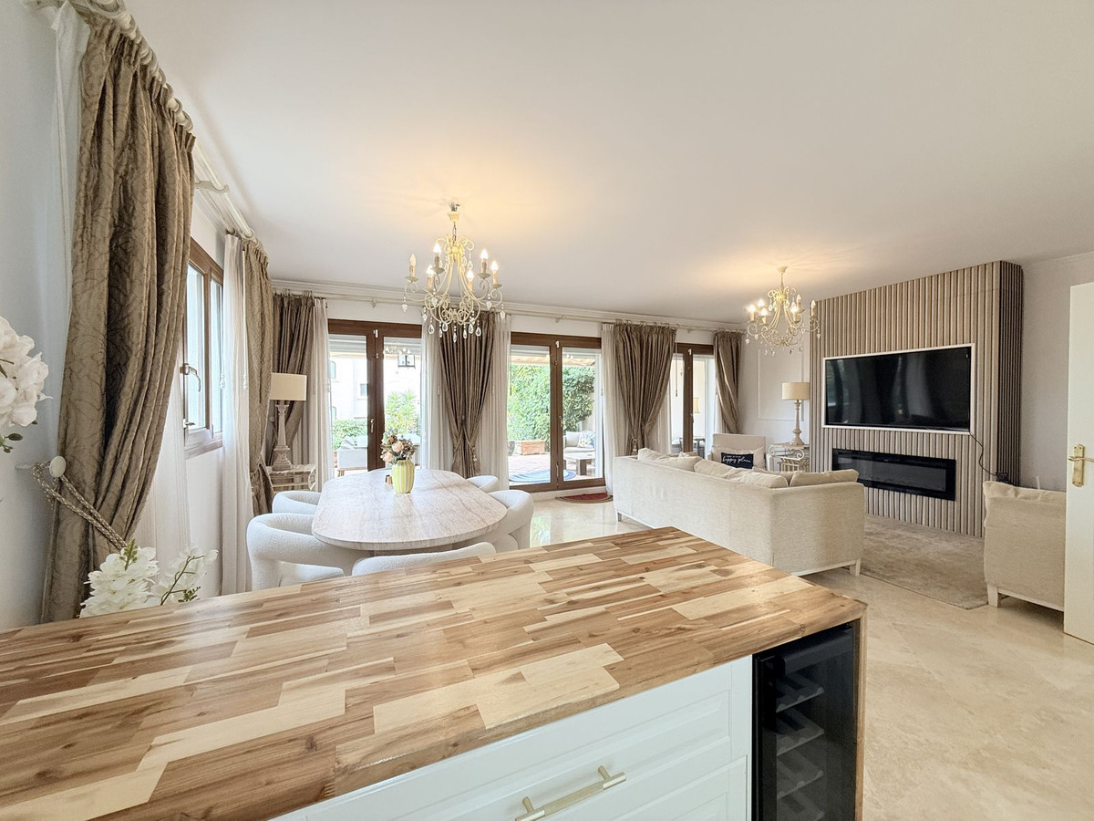 Huis te koop in El Paraiso | 4 slaapkamers H5354884