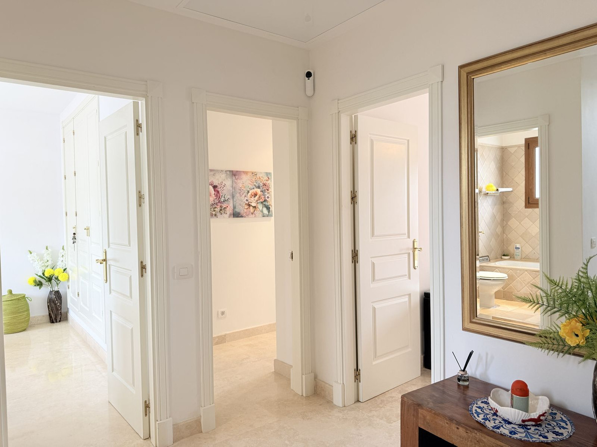 Huis te koop in El Paraiso | 4 slaapkamers H5354884