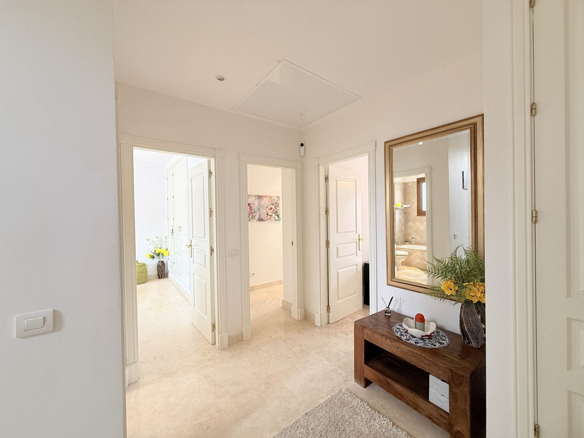 Huis te koop in El Paraiso | 4 slaapkamers H5354884