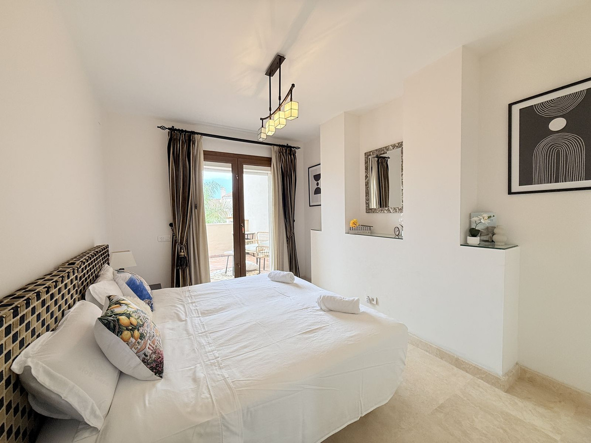 Huis te koop in El Paraiso | 4 slaapkamers H5354884