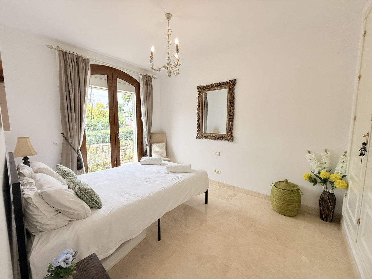 Huis te koop in El Paraiso | 4 slaapkamers H5354884