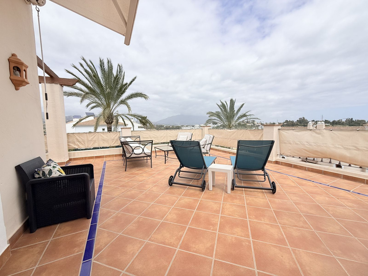 Huis te koop in El Paraiso | 4 slaapkamers H5354884