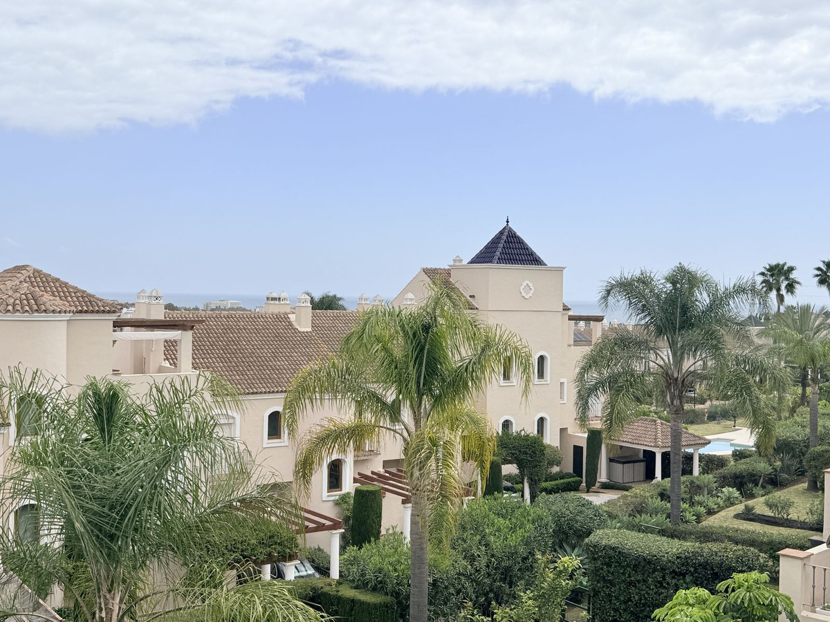 Huis te koop in El Paraiso | 4 slaapkamers H5354884