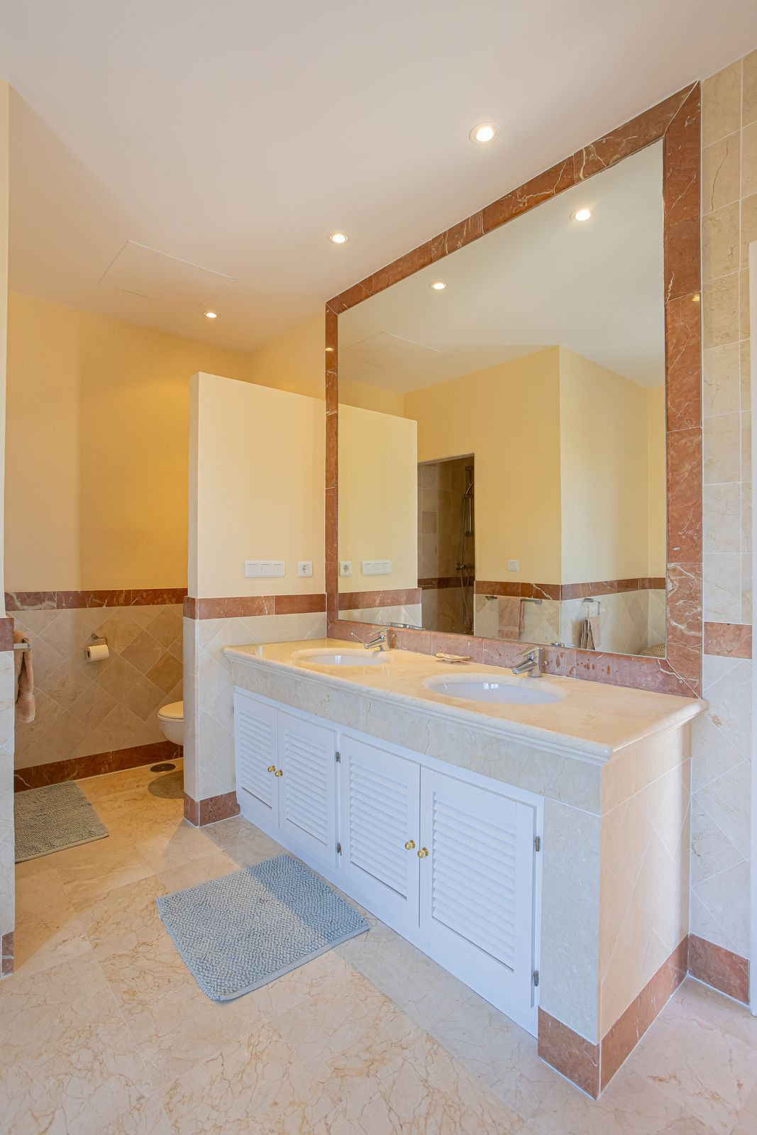 Huis te koop in El Paraiso | 5 slaapkamers H5358286