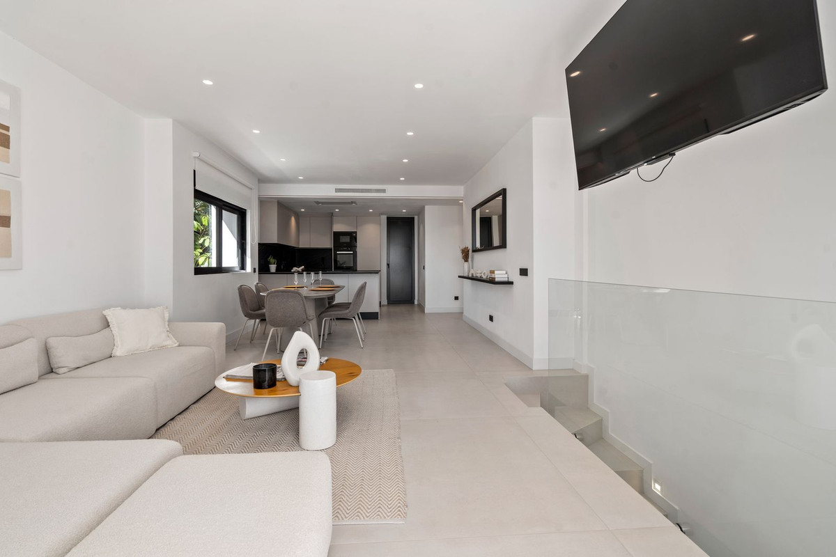 Appartement te koop in El Paraiso | 3 slaapkamers H5382916
