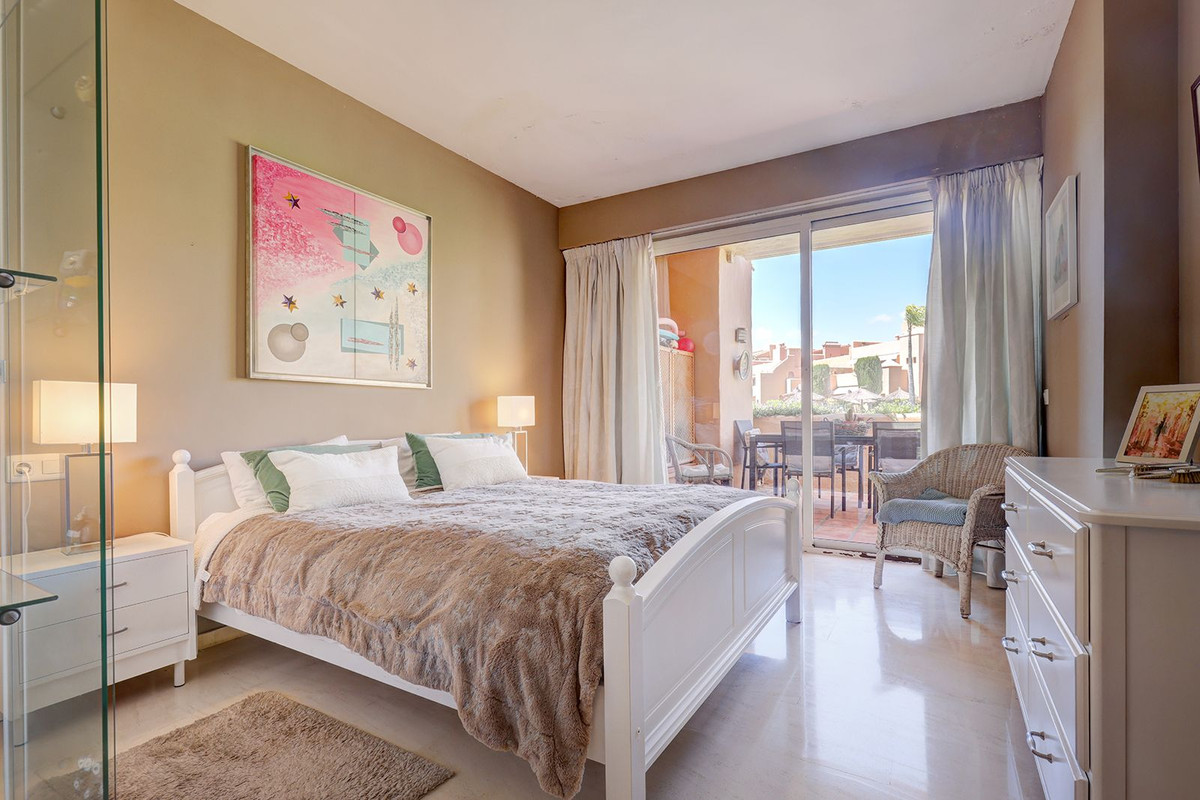 Appartement te koop in El Paraiso | 2 slaapkamers H5386717