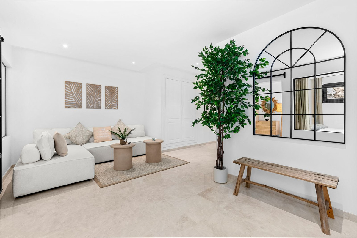 Huis te koop in El Paraiso | 3 slaapkamers H5483461