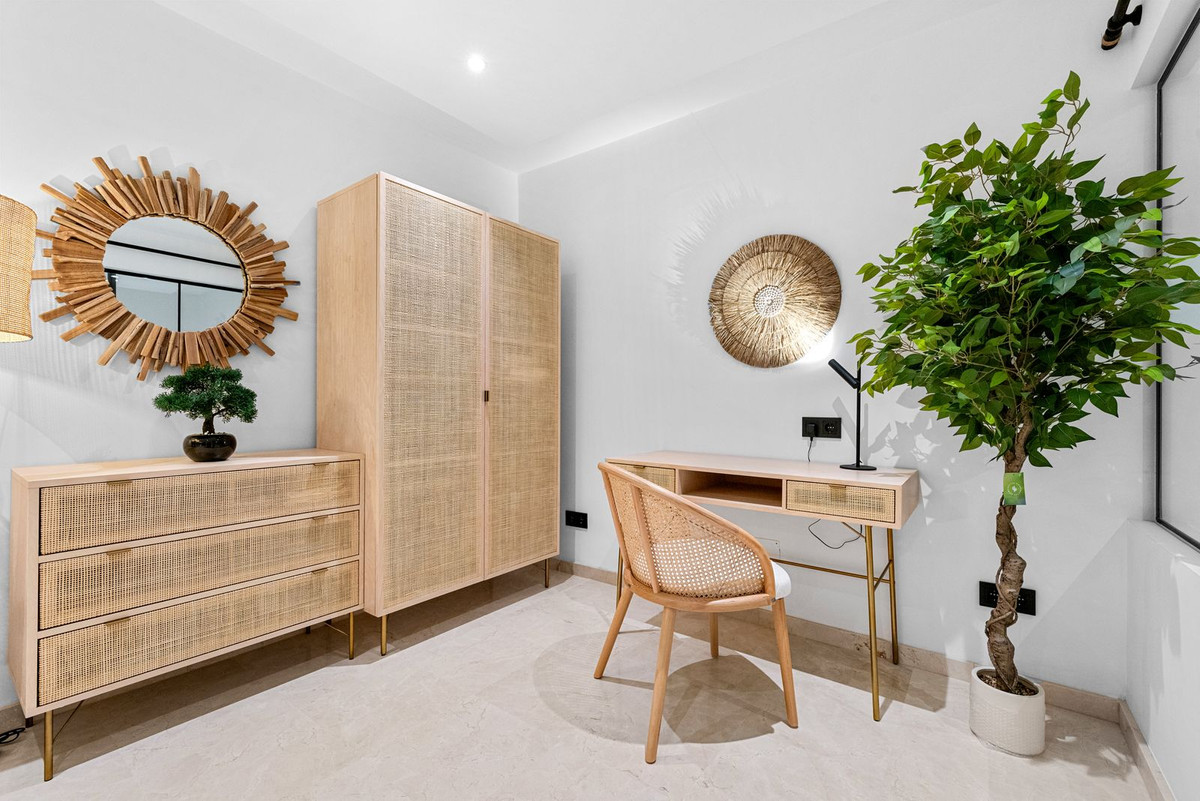 Huis te koop in El Paraiso | 3 slaapkamers H5483461