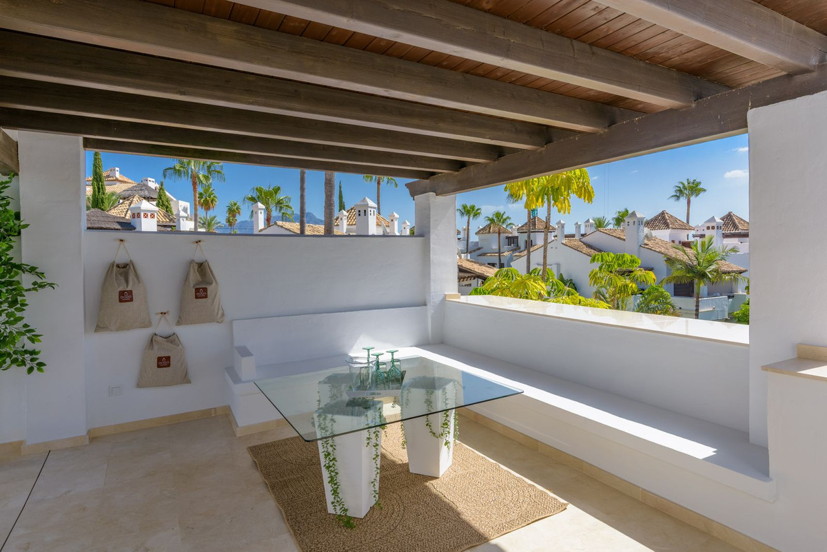 Huis te koop in El Paraiso | 3 slaapkamers H5483461